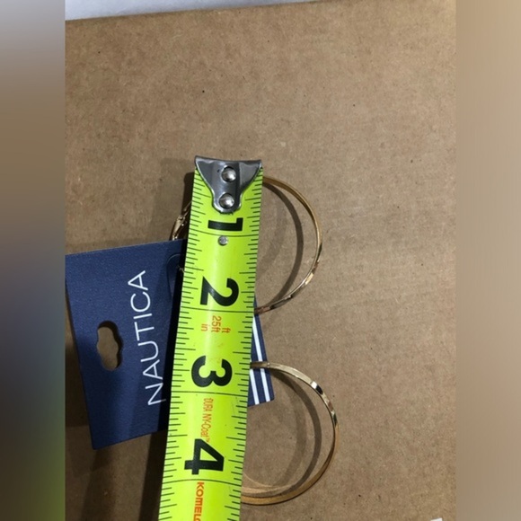 Nautica‎ gold tone circle angular hoop earrings new - Picture 10 of 14